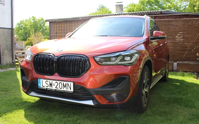 BMW X1 cena 99900 przebieg: 69000, rok produkcji 2019 z Piaski małe 596